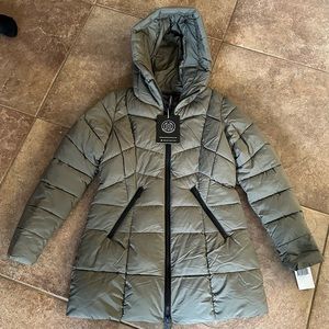 Bernardo Hooded Water Resistant Puffer Jacket size XS